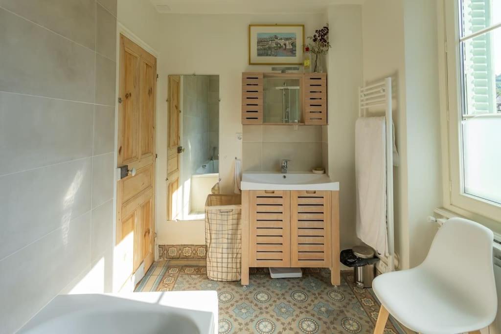 L'estagnole Pour 2 Personnes, Jacuzzi, Hammam Ferienhaus Estaing (Aveyron)