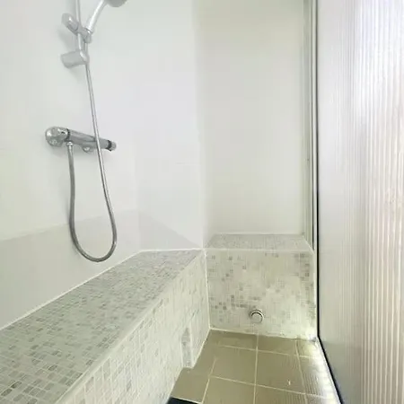 Villa L'Estagnole Pour 2 Personnes, Jacuzzi, Hammam Estaing  Exterior foto