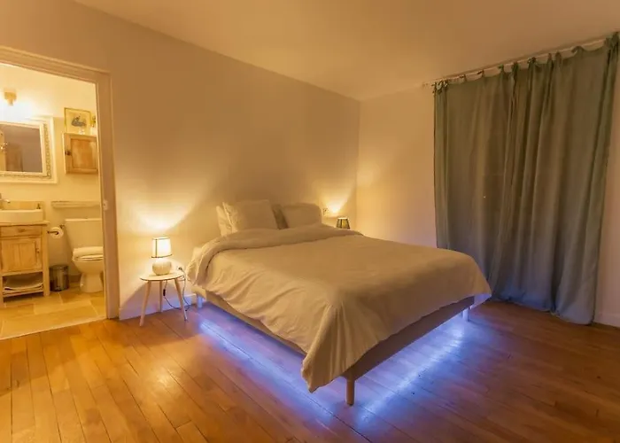 L\'Estagnole Pour 2 Personnes, Jacuzzi, Hammam
